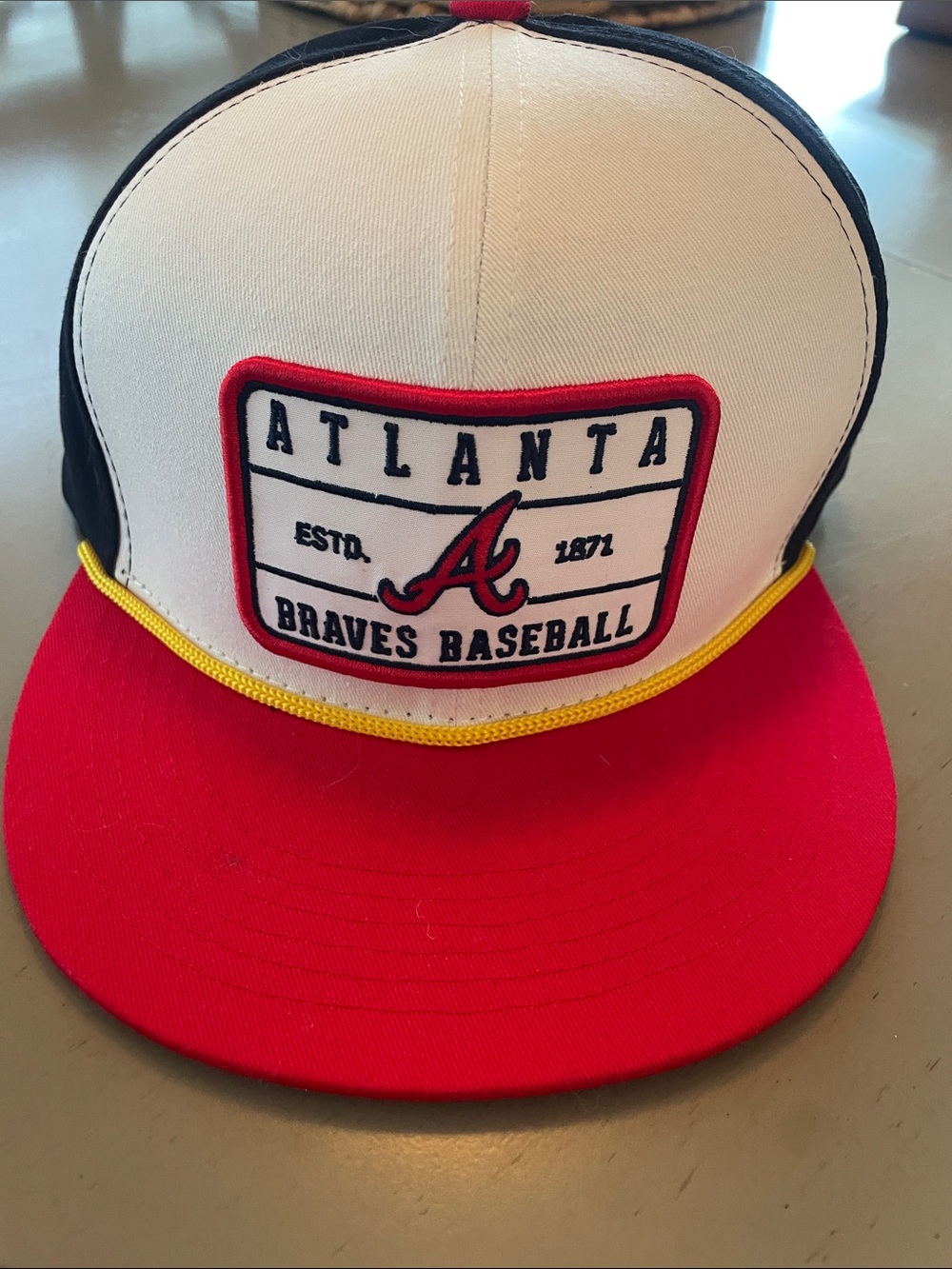 Atlanta Braves Snapback Hat - Red, White & Navy. flat bill. New.